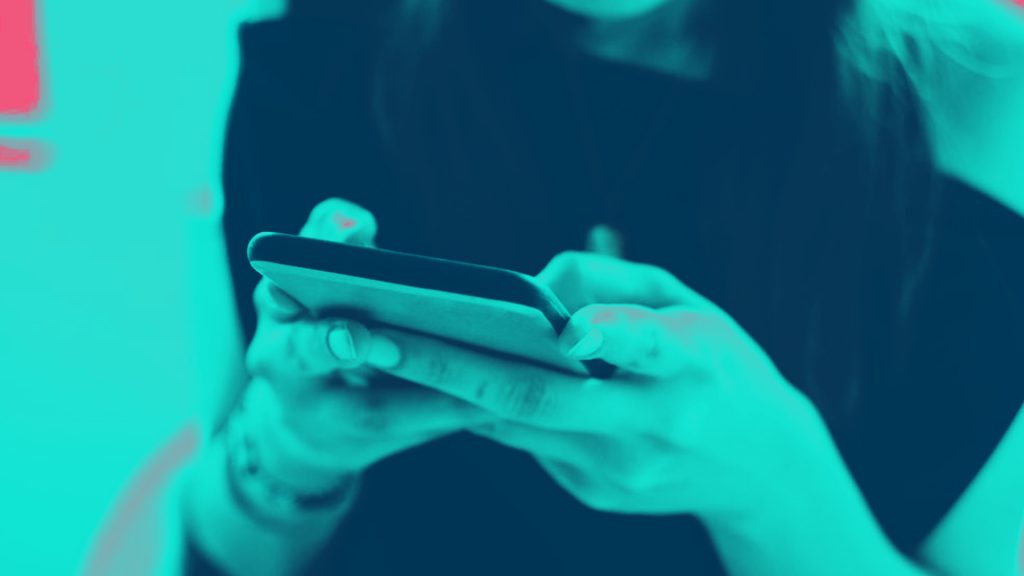 Social Instant Messaging